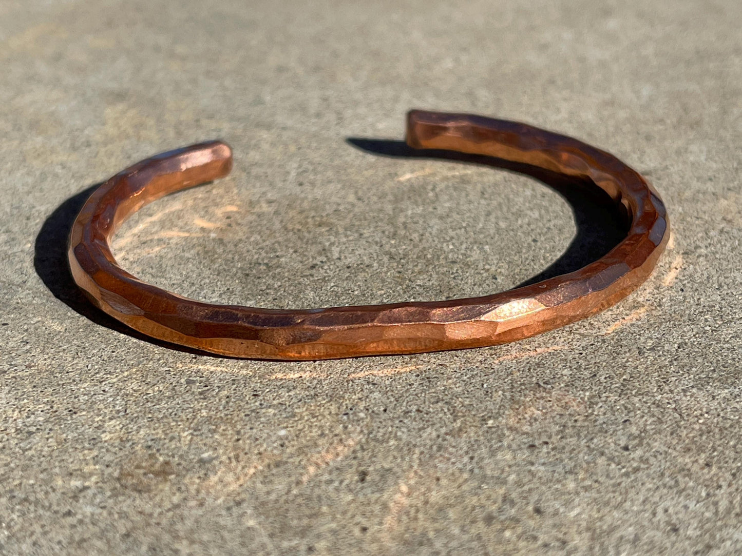 Hammered Heavy Elegant Pure Copper Therapy Bracelet for Pain Relief & Healing Adjustable Stylish