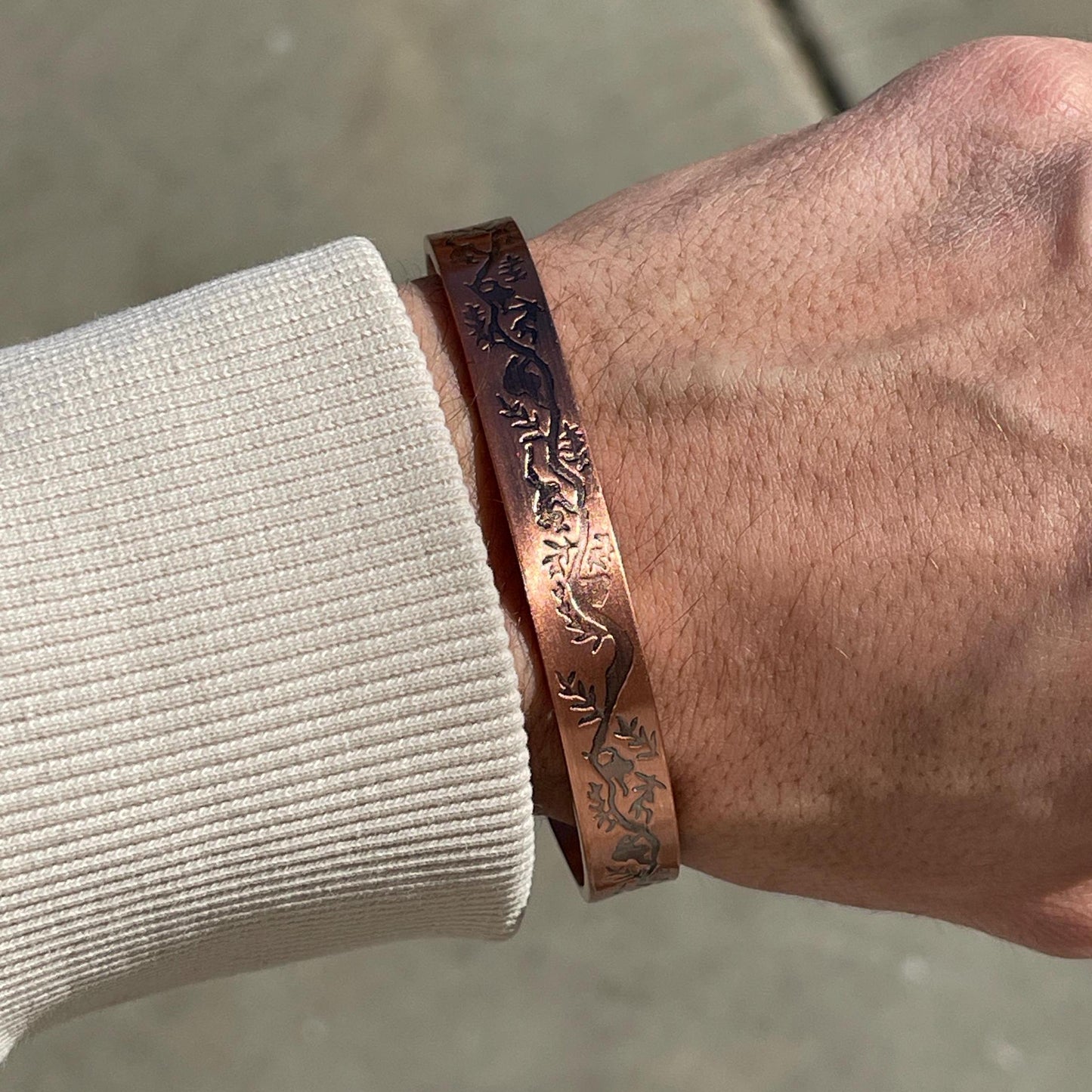 Elegant Pure Copper Magnetic Therapy Bracelet for Pain Relief & Healing Adjustable Stylish