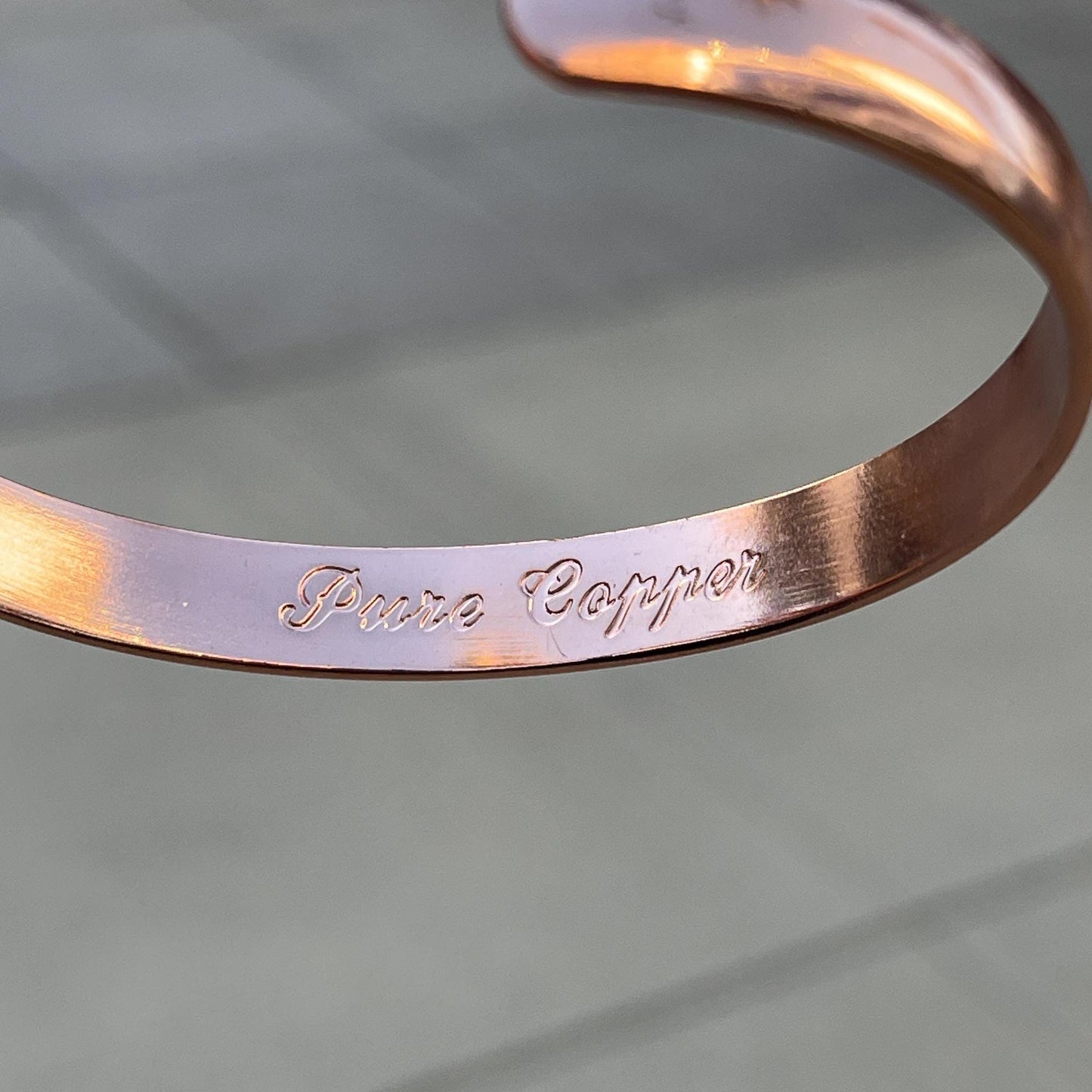 Elegant Pure Copper Magnetic Therapy Bracelet for Pain Relief & Healing Adjustable Stylish