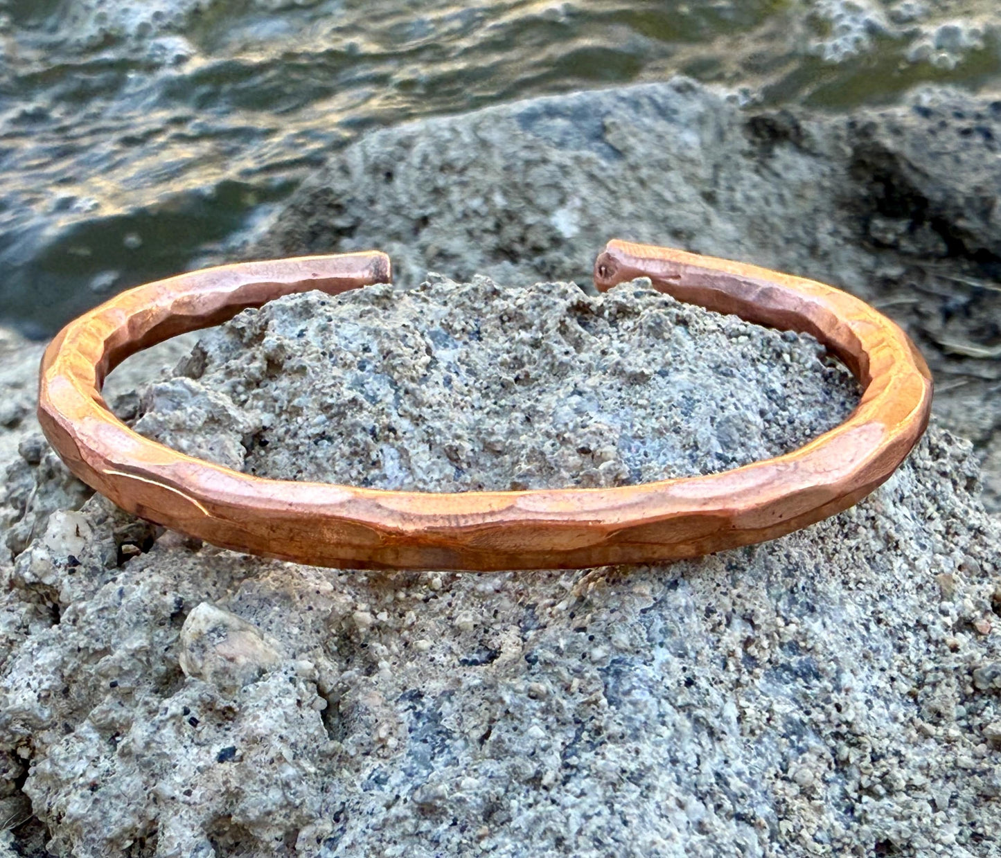 Hammered Heavy Elegant Pure Copper Therapy Bracelet for Pain Relief & Healing Adjustable Stylish