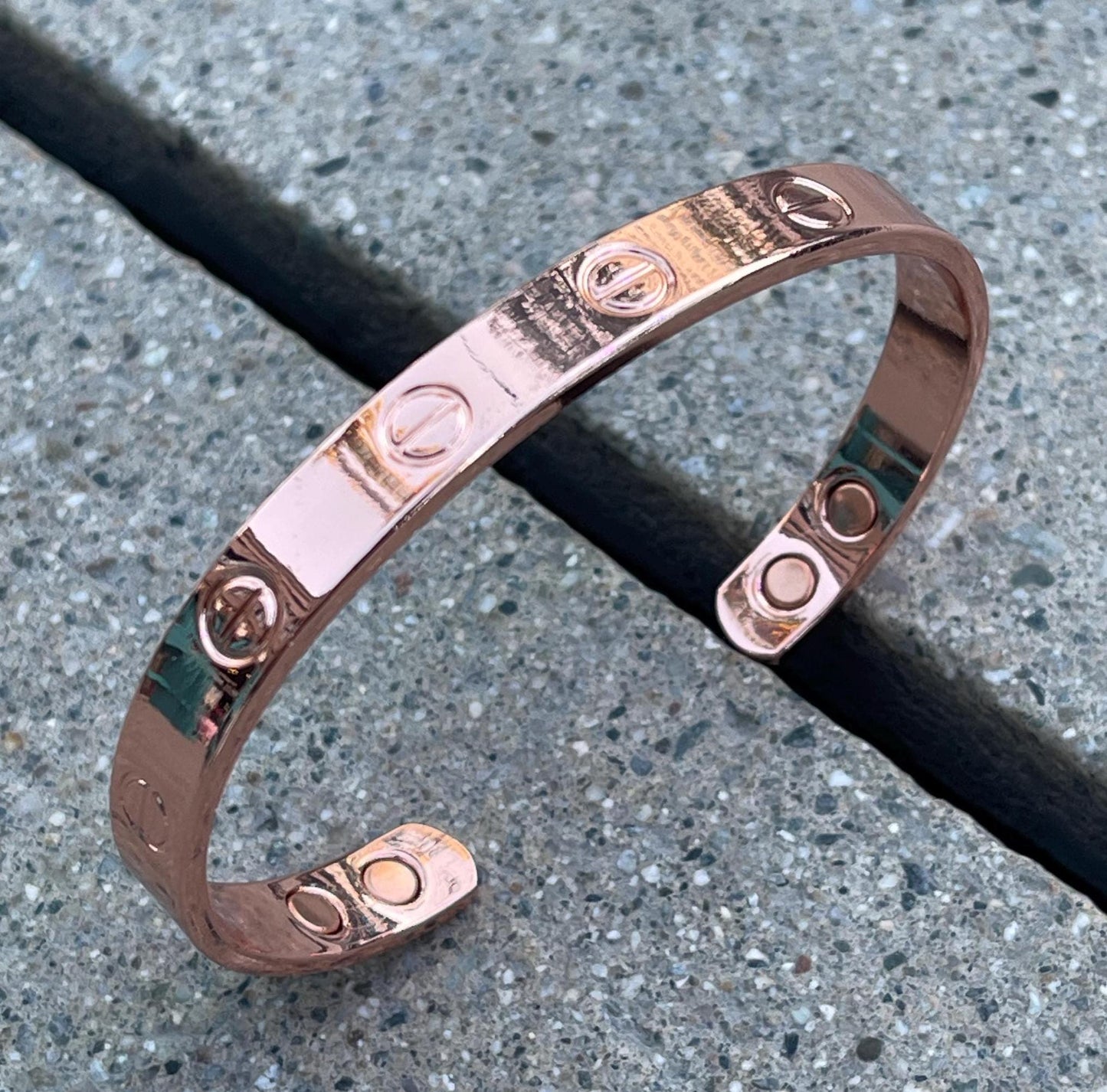 Elegant Pure Copper Magnetic Therapy Bracelet for Pain Relief & Healing Adjustable Stylish