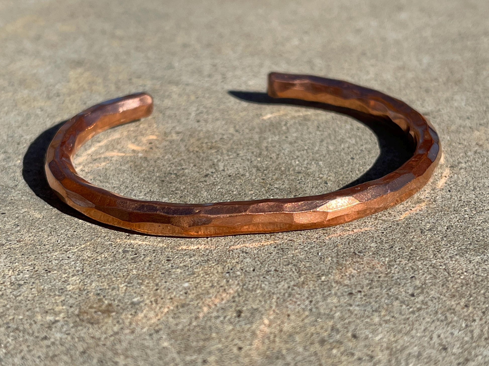 Hammered Heavy Elegant Pure Copper Therapy Bracelet for Pain Relief & Healing Adjustable Stylish