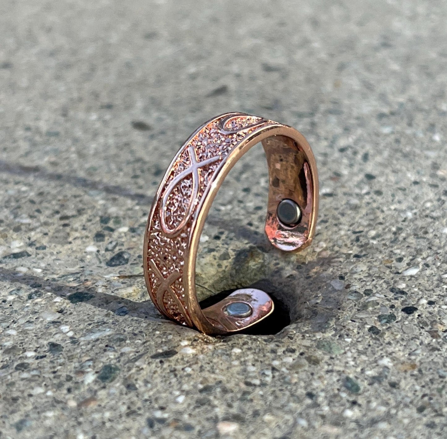 100% Pure Copper Magnetic Therapy Ring for Pain Relief & Healing Adjustable