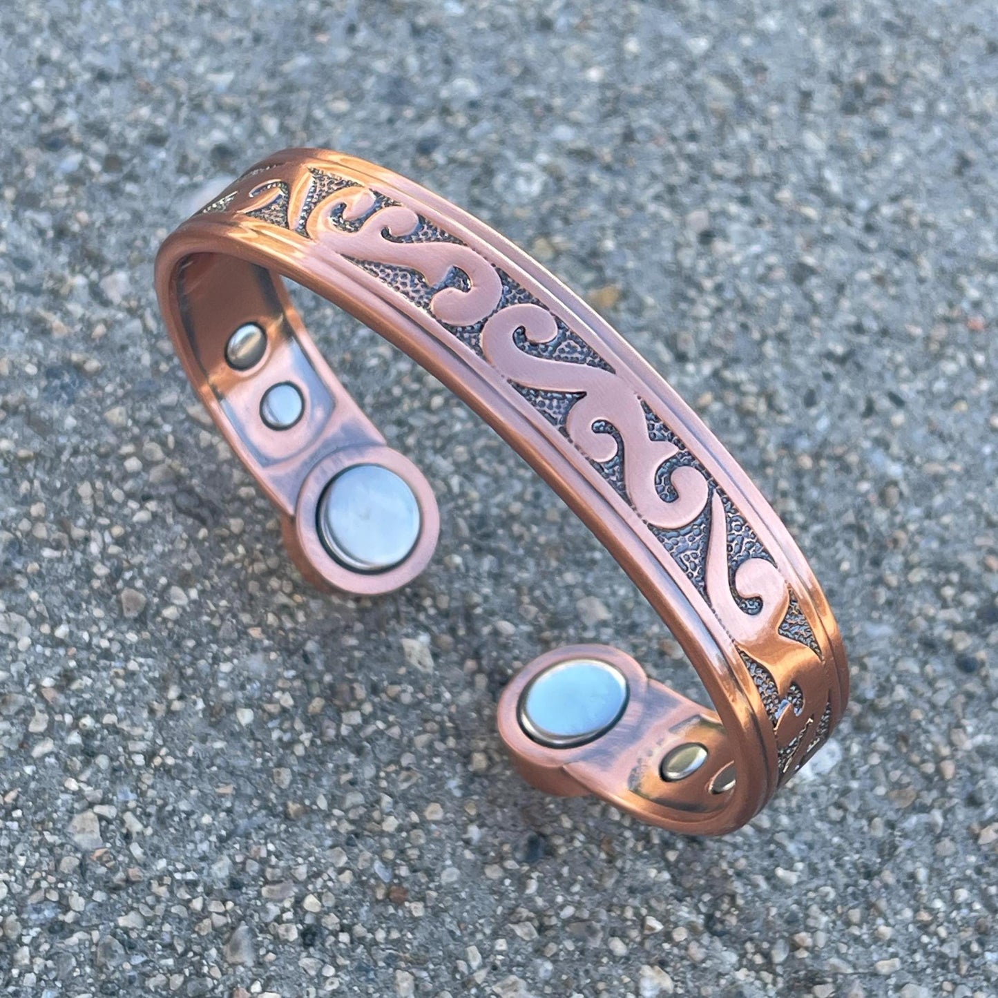 Elegant Pure Copper Magnetic Therapy Bracelet for Pain Relief & Healing Adjustable Stylish