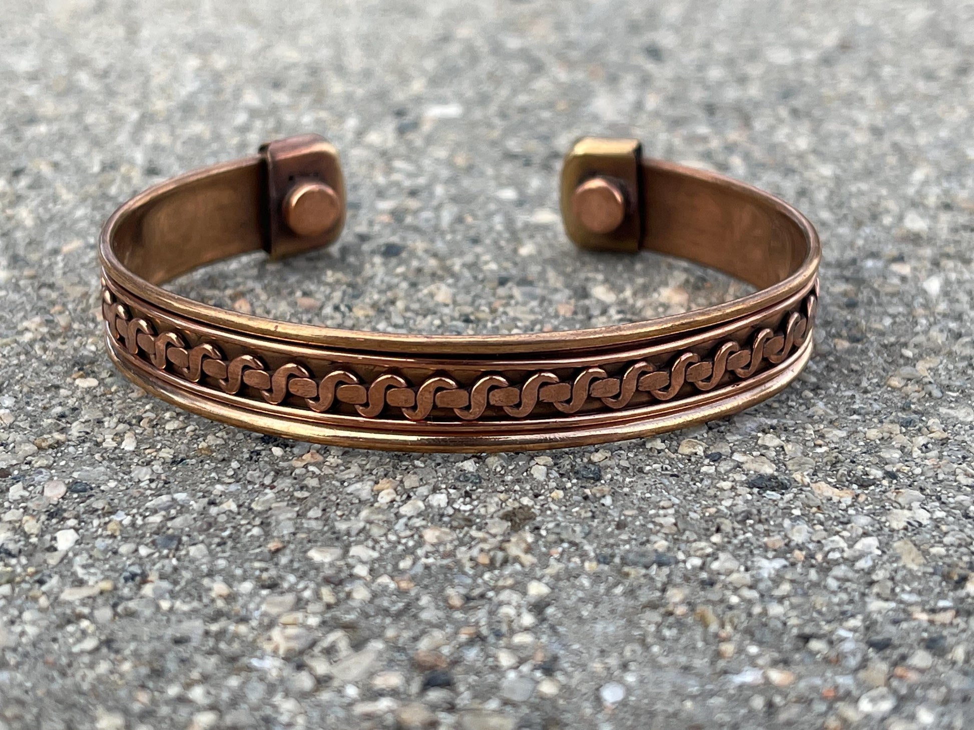 Elegant Pure Copper Magnetic Therapy Bracelet for Pain Relief & Healing Unisex Adjustable Stylish
