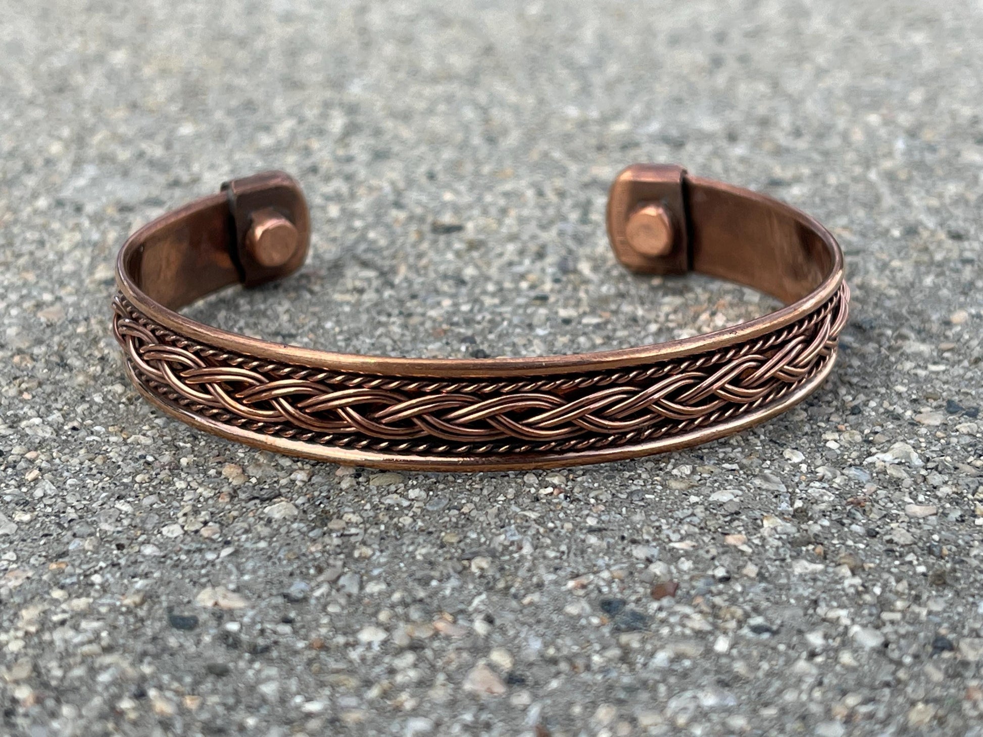 Elegant Pure Copper Magnetic Therapy Bracelet for Pain Relief & Healing Unisex Adjustable Stylish