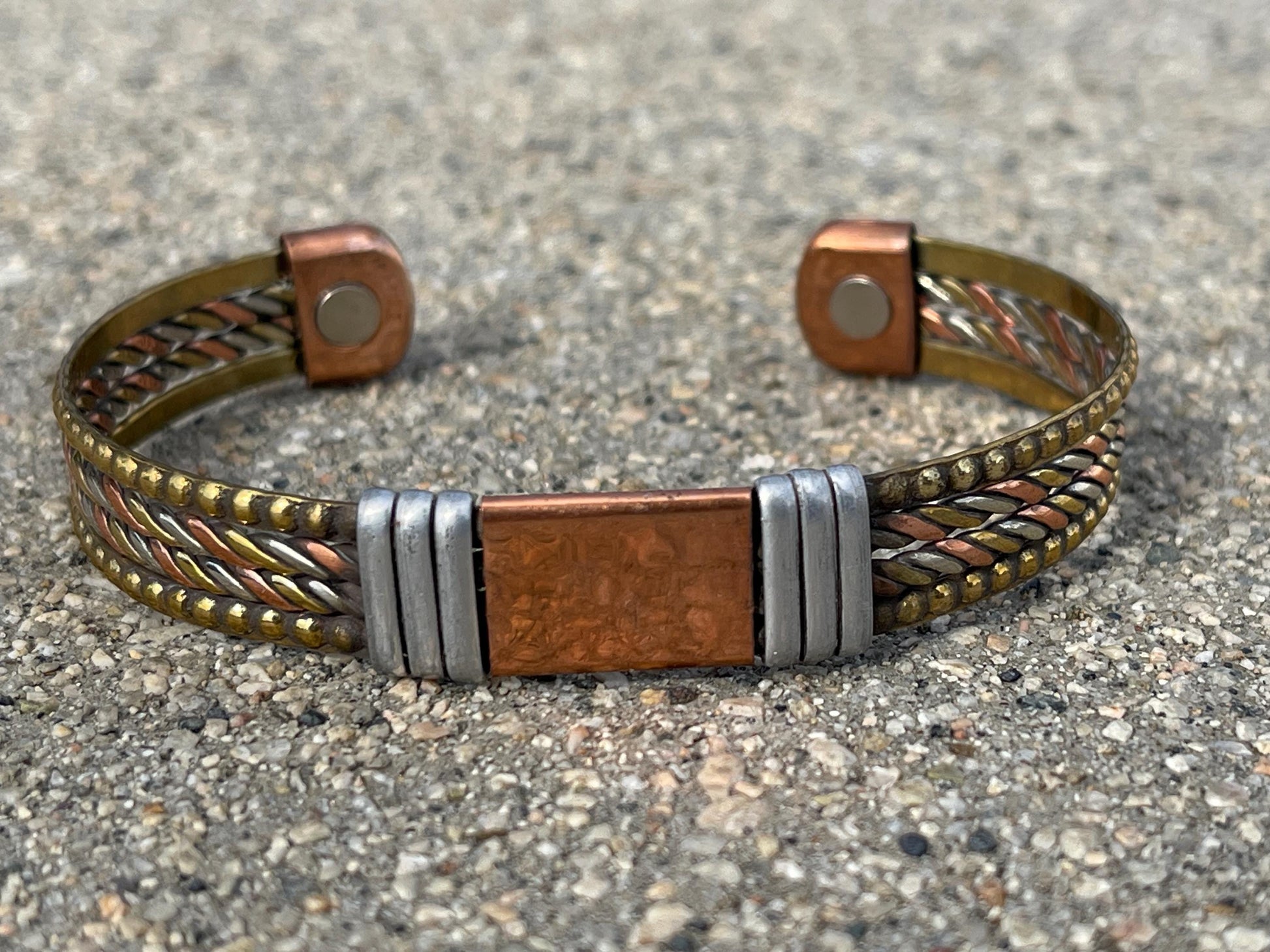 Elegant Vintage Pure Copper Magnetic Therapy Bracelet for Pain Relief & Healing Unisex Adjustable Old Style