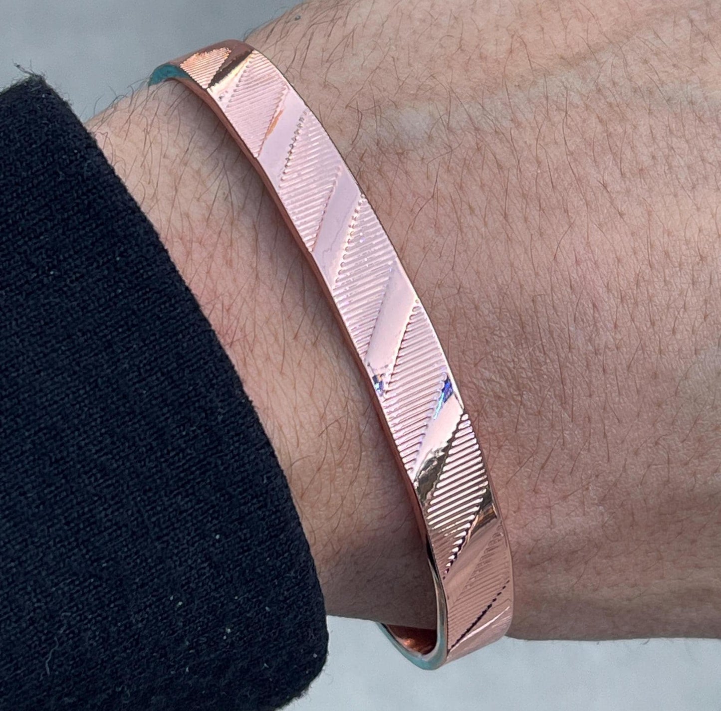 Elegant Pure Copper Magnetic Therapy Bracelet for Pain Relief & Healing Adjustable Stylish