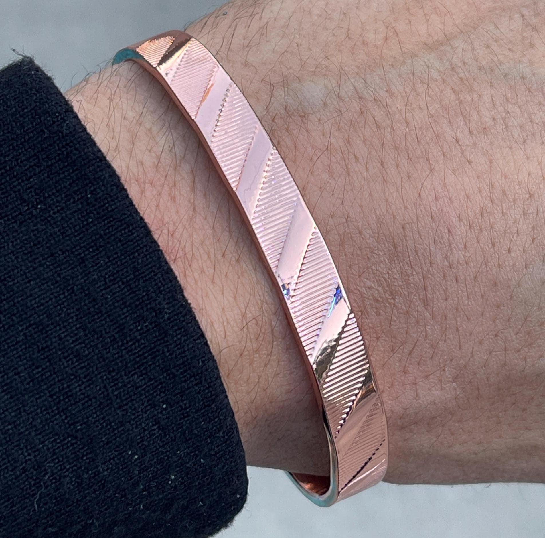 Elegant Pure Copper Magnetic Therapy Bracelet for Pain Relief & Healing Adjustable Stylish