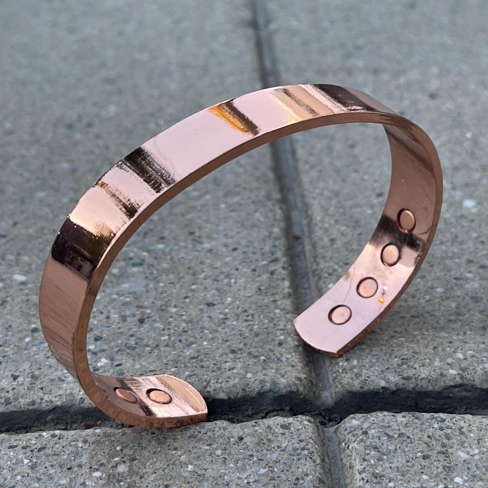 Elegant Shiny Pure Copper Magnetic Therapy Bracelet for Pain Relief & Healing Adjustable Stylish