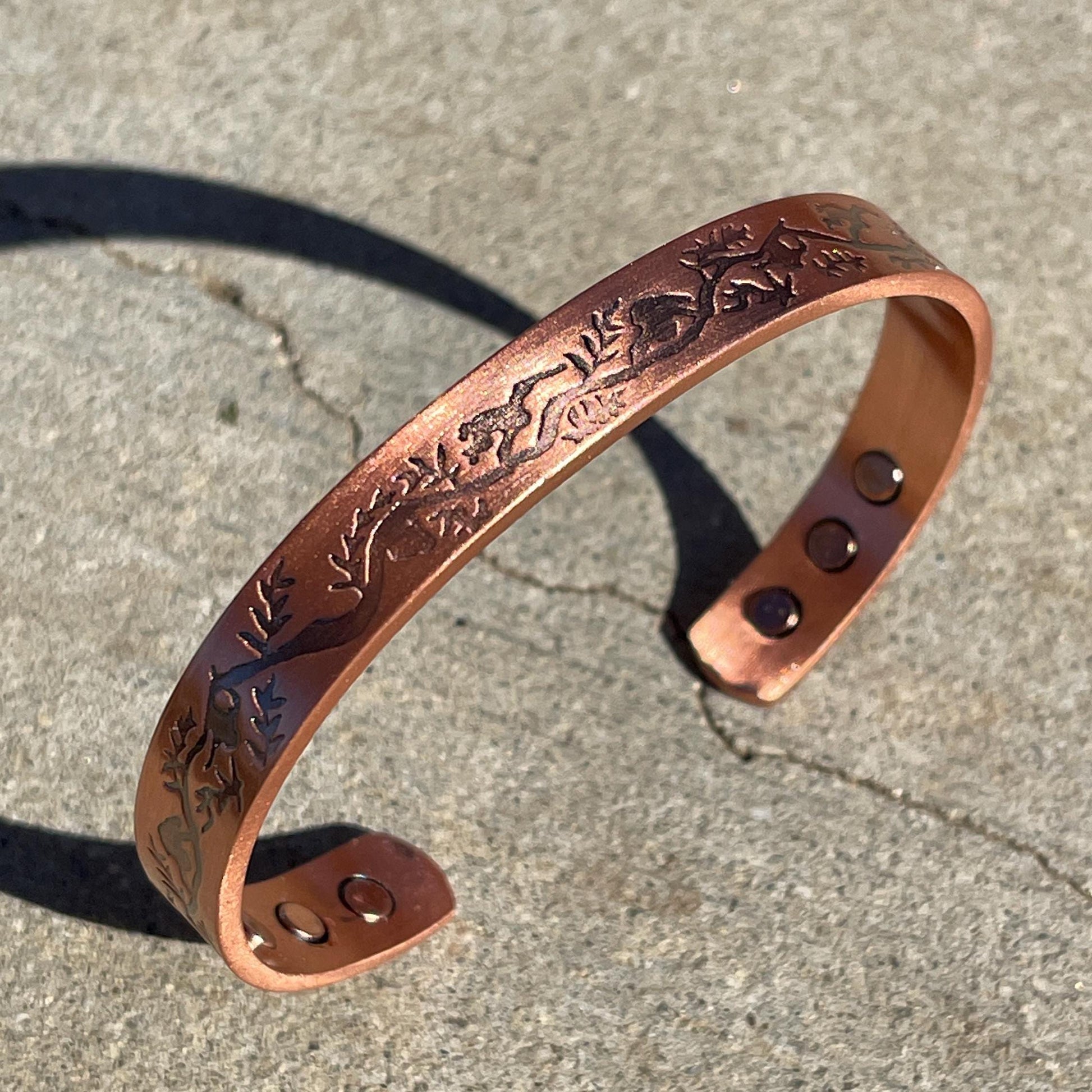 Elegant Pure Copper Magnetic Therapy Bracelet for Pain Relief & Healing Adjustable Stylish