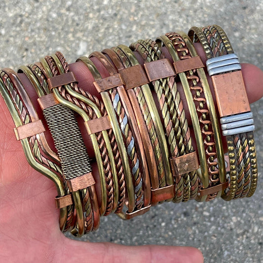 Elegant Vintage Pure Copper Magnetic Therapy Bracelet for Pain Relief & Healing Unisex Adjustable Old Style