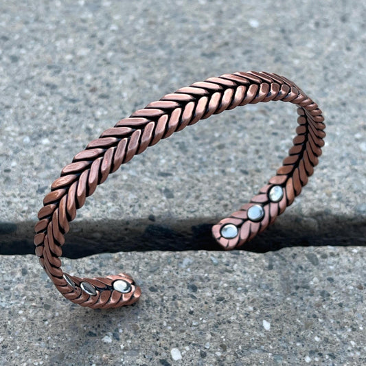Elegant Pure Copper Magnetic Therapy Bracelet for Pain Relief & Healing Adjustable Stylish