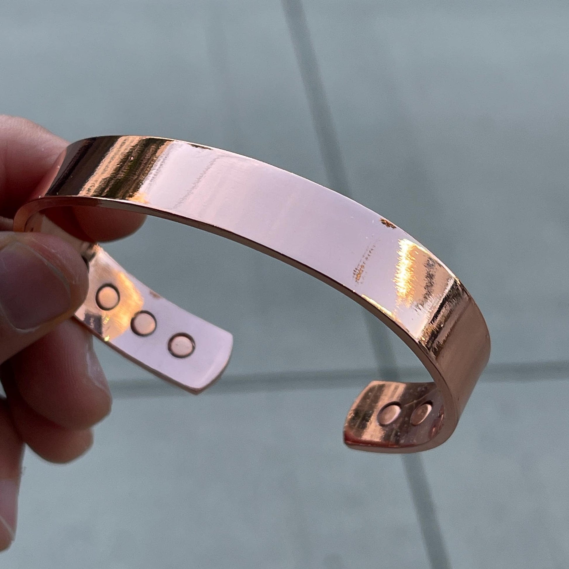 Elegant Shiny Pure Copper Magnetic Therapy Bracelet for Pain Relief & Healing Adjustable Stylish