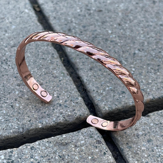 Elegant Pure Copper Magnetic Therapy Bracelet for Pain Relief & Healing Adjustable Stylish