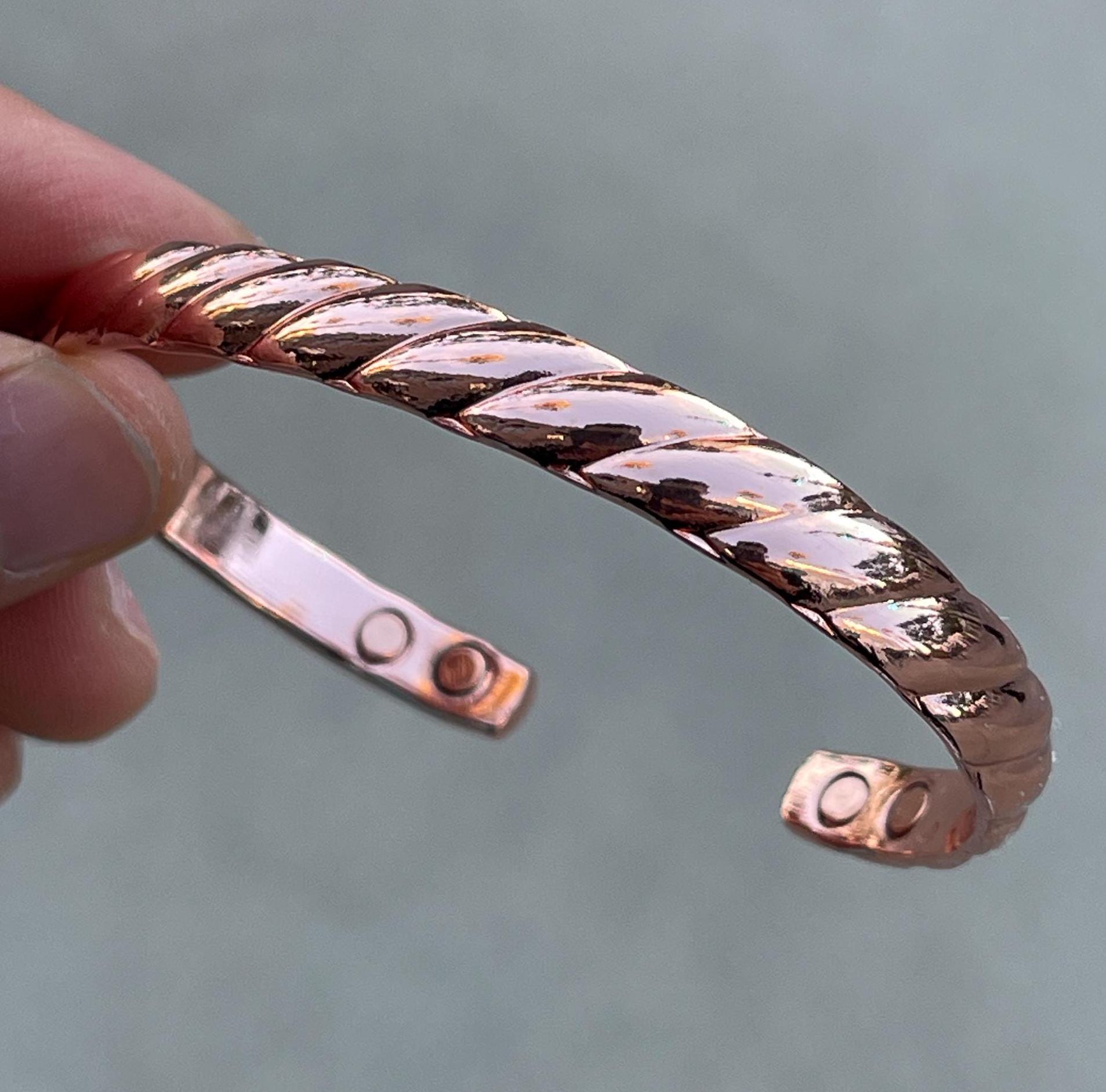 Elegant Pure Copper Magnetic Therapy Bracelet for Pain Relief & Healing Adjustable Stylish