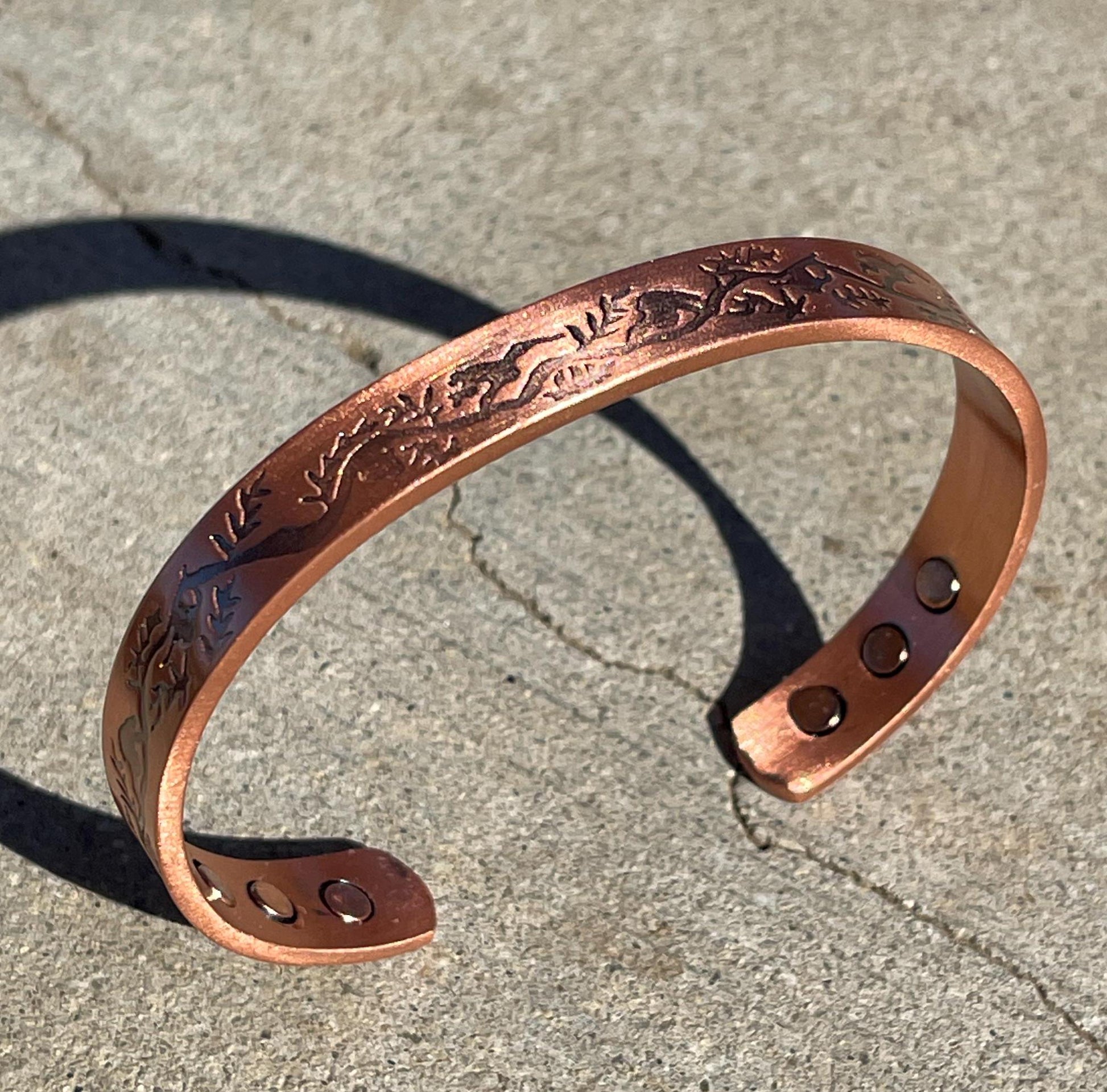Elegant Pure Copper Magnetic Therapy Bracelet for Pain Relief & Healing Adjustable Stylish