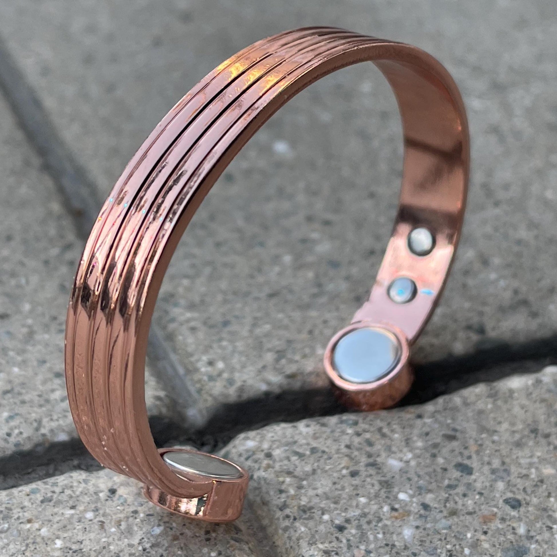 Elegant Pure Copper Magnetic Therapy Bracelet for Pain Relief & Healing Adjustable Stylish