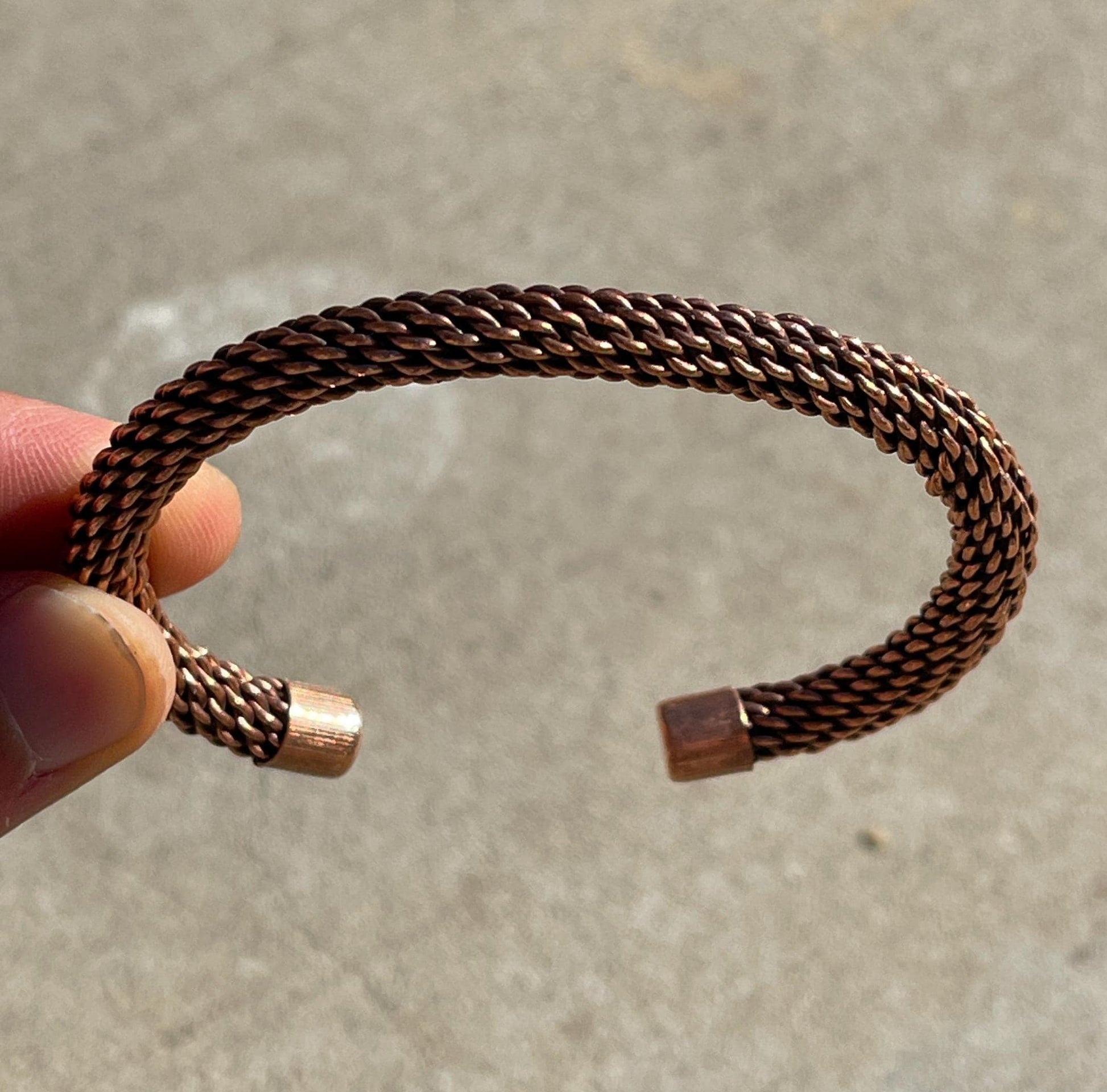 Elegant Pure Copper Therapy Bracelet for Pain Relief & Healing Adjustable Stylish