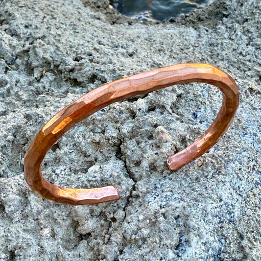 Hammered Heavy Elegant Pure Copper Therapy Bracelet for Pain Relief & Healing Adjustable Stylish