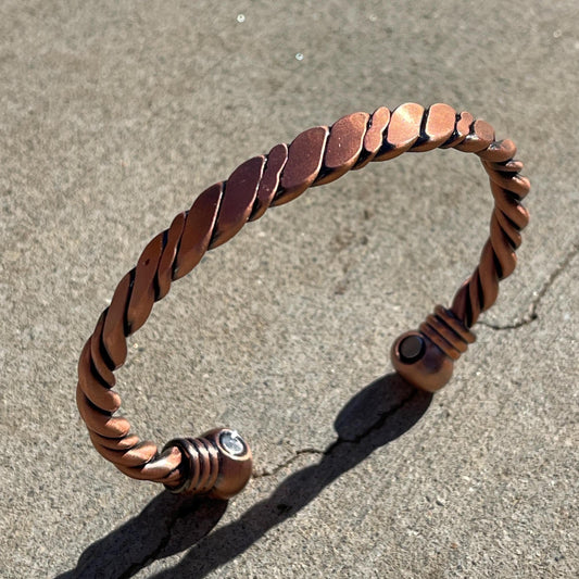 Elegant Pure Copper Magnetic Therapy Bracelet for Pain Relief & Healing Adjustable Stylish
