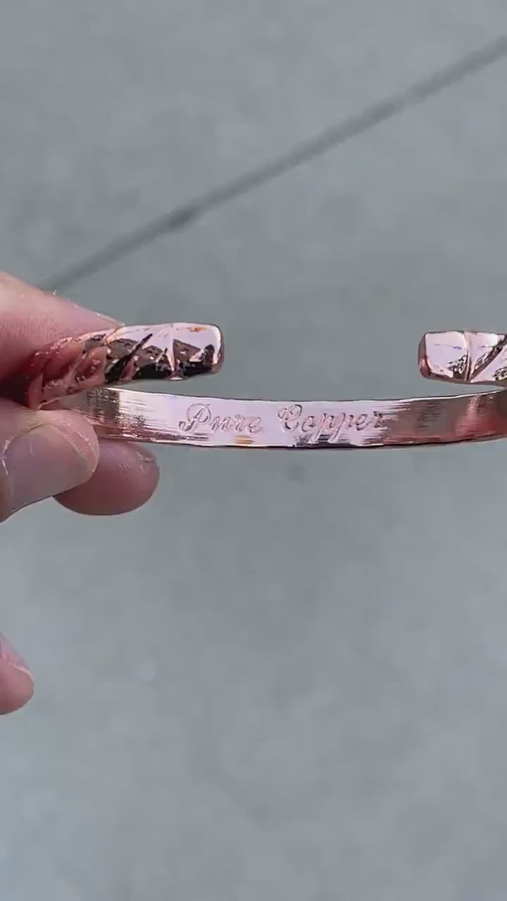 Elegant Pure Copper Magnetic Therapy Bracelet for Pain Relief & Healing Adjustable Stylish